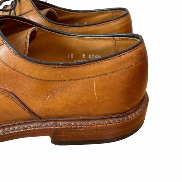 Allen Edmonds Hillcrest Tan Leather Derby Shoes - Picture 7 of 12